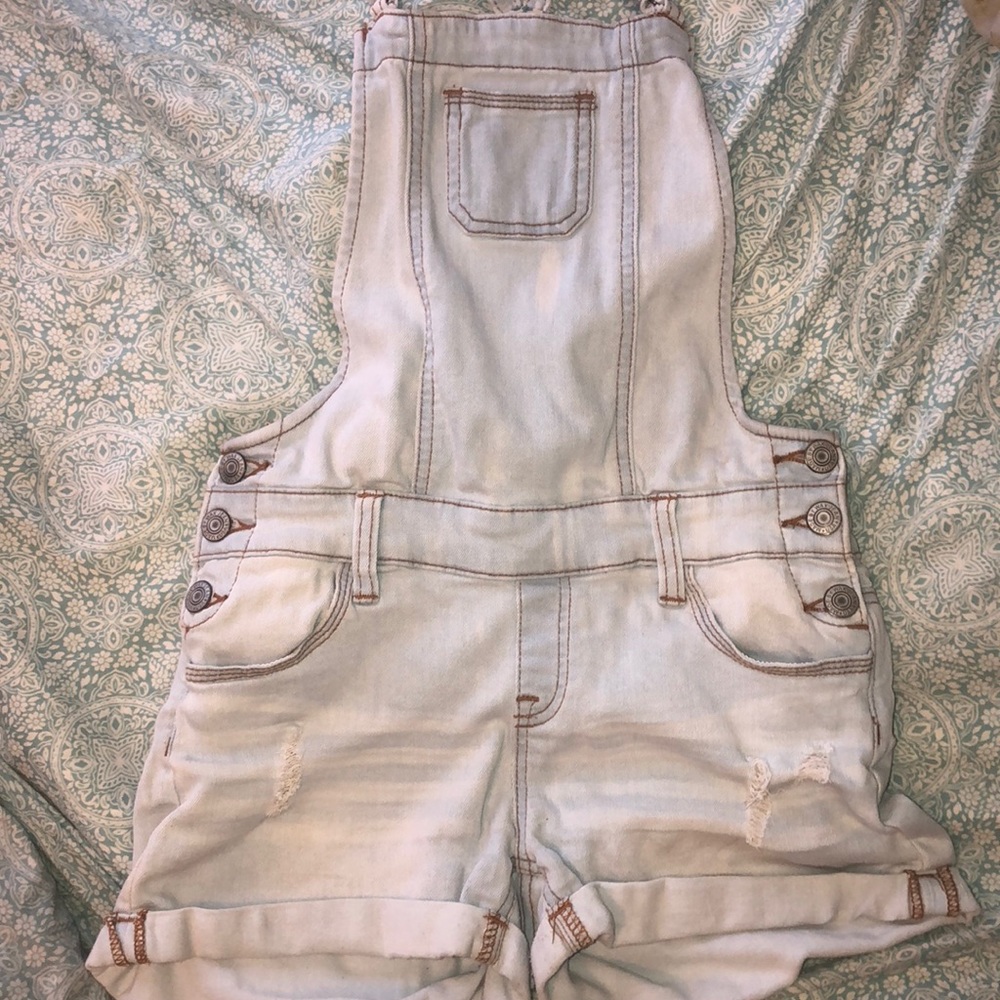 Shorts overalll